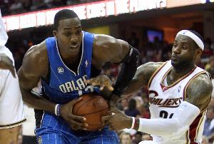 还想打NBA！霍华德：退役前要是能达成2万分+1.5万板肯定很棒